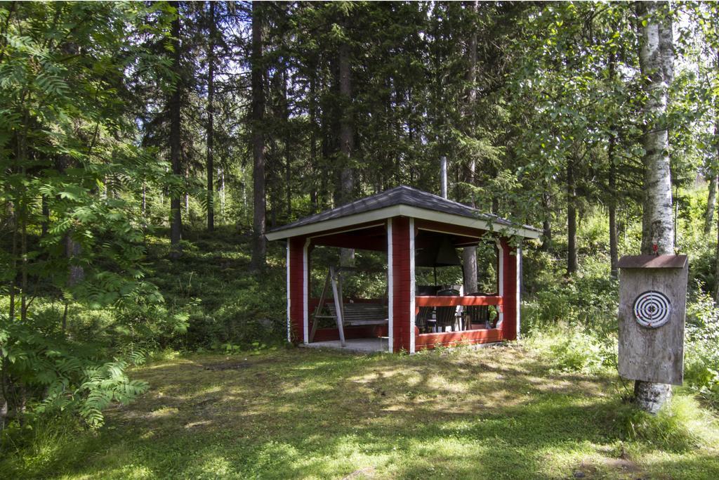 Lomaperkkioe Cottages Kajaani Exterior foto